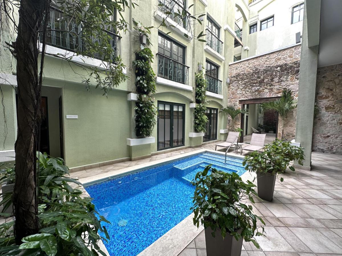 Amazinn Places Casco Viejo Billiard Table And Pool Panama City Ngoại thất bức ảnh